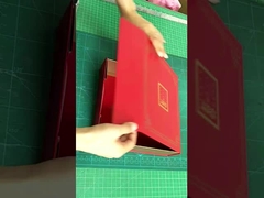 स्वर्ण गर्म मुहर के साथ अनुकूलित कार्डबोर्ड फूल सिलेंडर बॉक्स