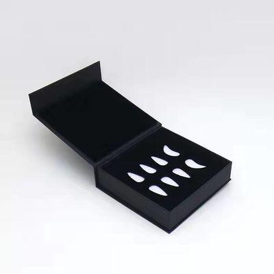 गुणवत्ता  Embossing Cosmetic Packaging Box For Luxury Press On Nails फैक्टरी